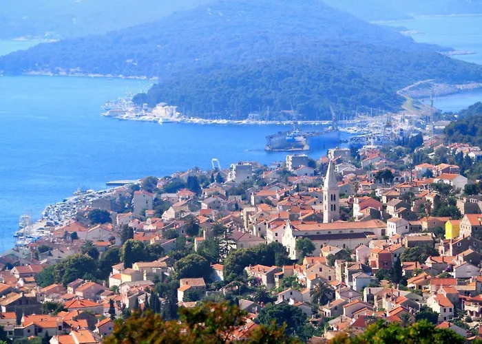 Apartment With A Parking Space Mali Losinj