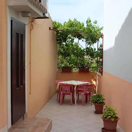 With A Parking Space Apartment *