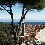 Apartment With A Parking Space Mali Losinj