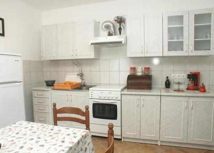 With A Parking Space Apartment Mali Lošinj
